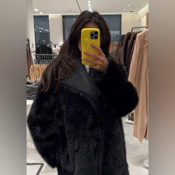 ZARA REVERSIBLE DOUBLE-FACED FAUX FUR COAT - Picture 6 of 15